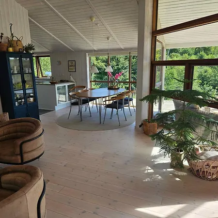 Fantastic House With A Beautiful View Эбельтофт